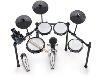 Alesis Nitro Max drum kit