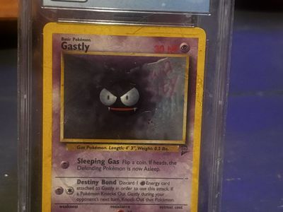 Gastly - Base Set 2 (2000) #75/130 - CGC 8.5 NM/Mint+