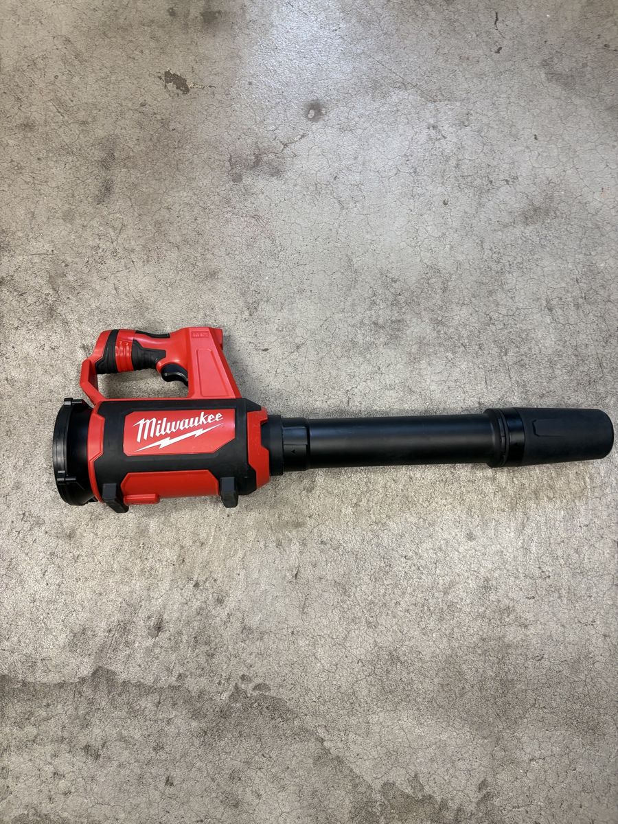 Milwaukee M12 FUEL Blower Cordless