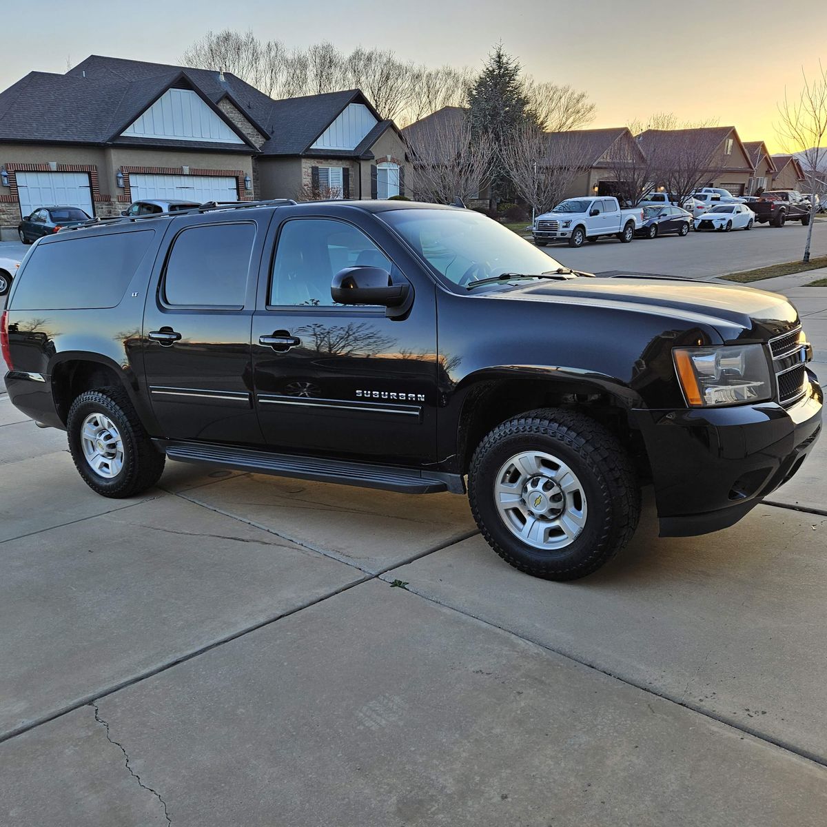 2013 Chevrolet Suburban LT 2500