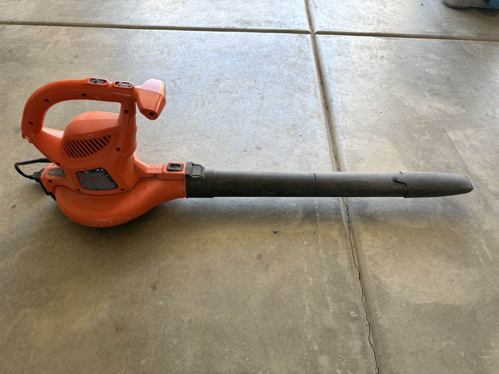 Black and decker leaf blower