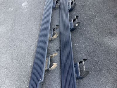 Factory Running Boards 2024 Ford Expedition