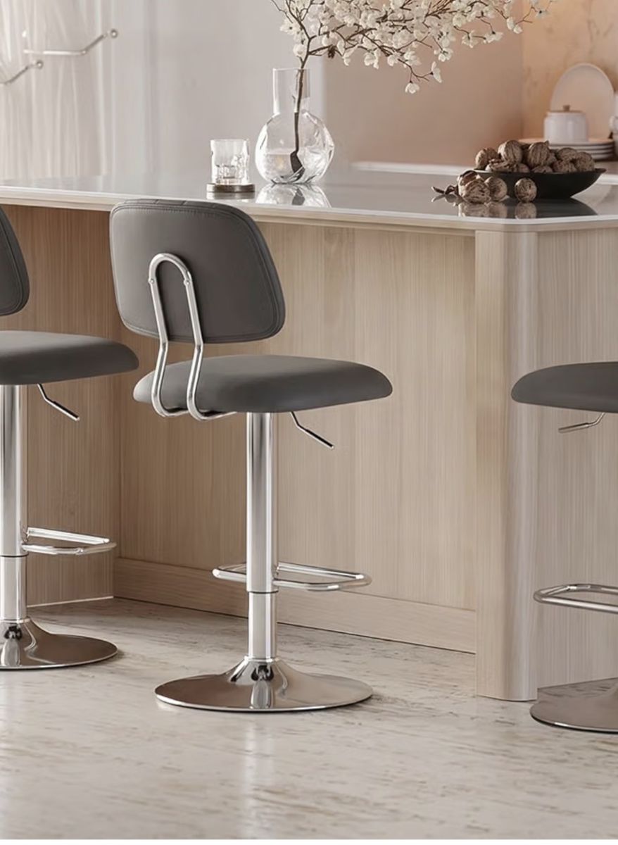 Desk stool adjustable height.. new in box!