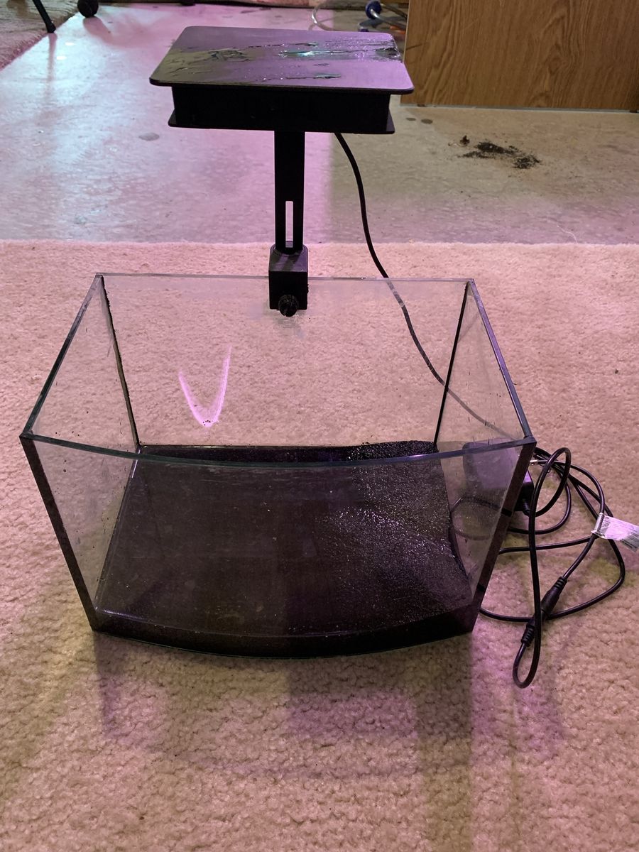2.5 G Rimless Aquarium Fish Tank Bluetooth  LED Light - Used