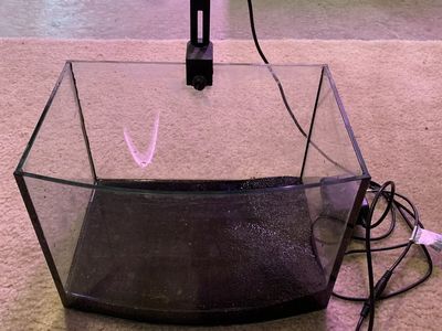 2.5 G Rimless Aquarium Fish Tank Bluetooth LED Light - Used