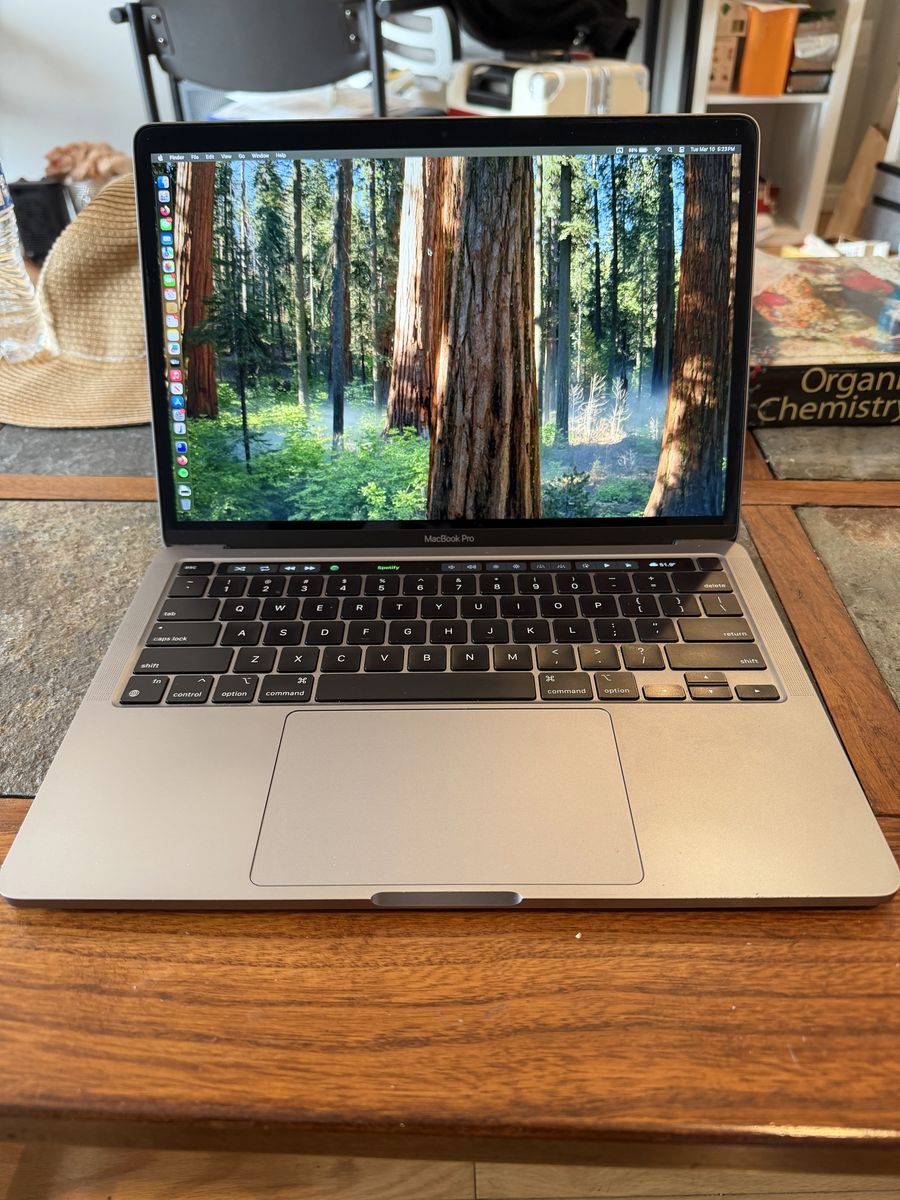 2020 M1 Macbook Pro 13" 16GB RAM 1TB SSD
