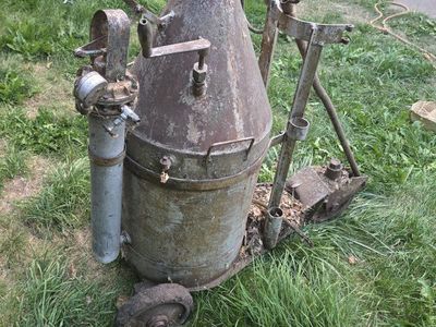 Vintage Portable Sandblaster / Industrial Pressure Pot Tank Unit on Wheels