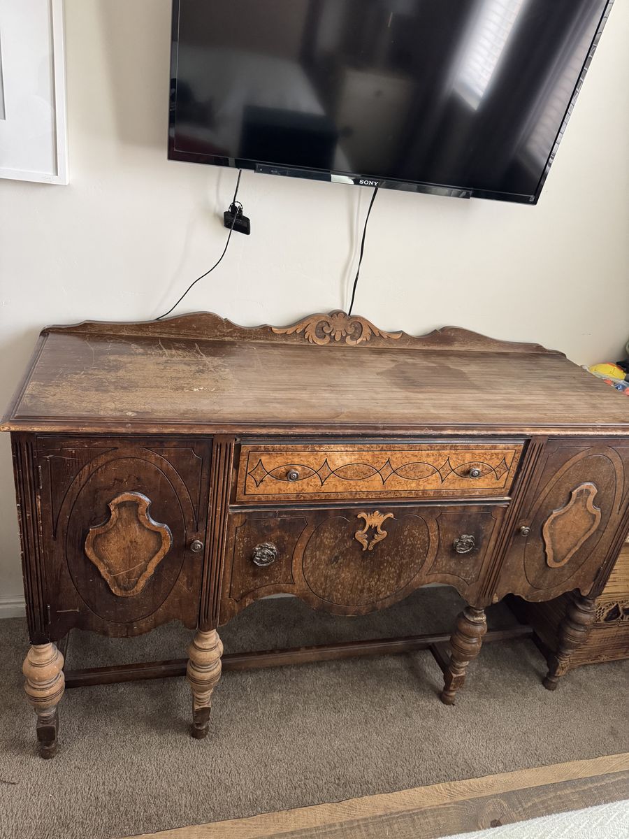 Main image 4