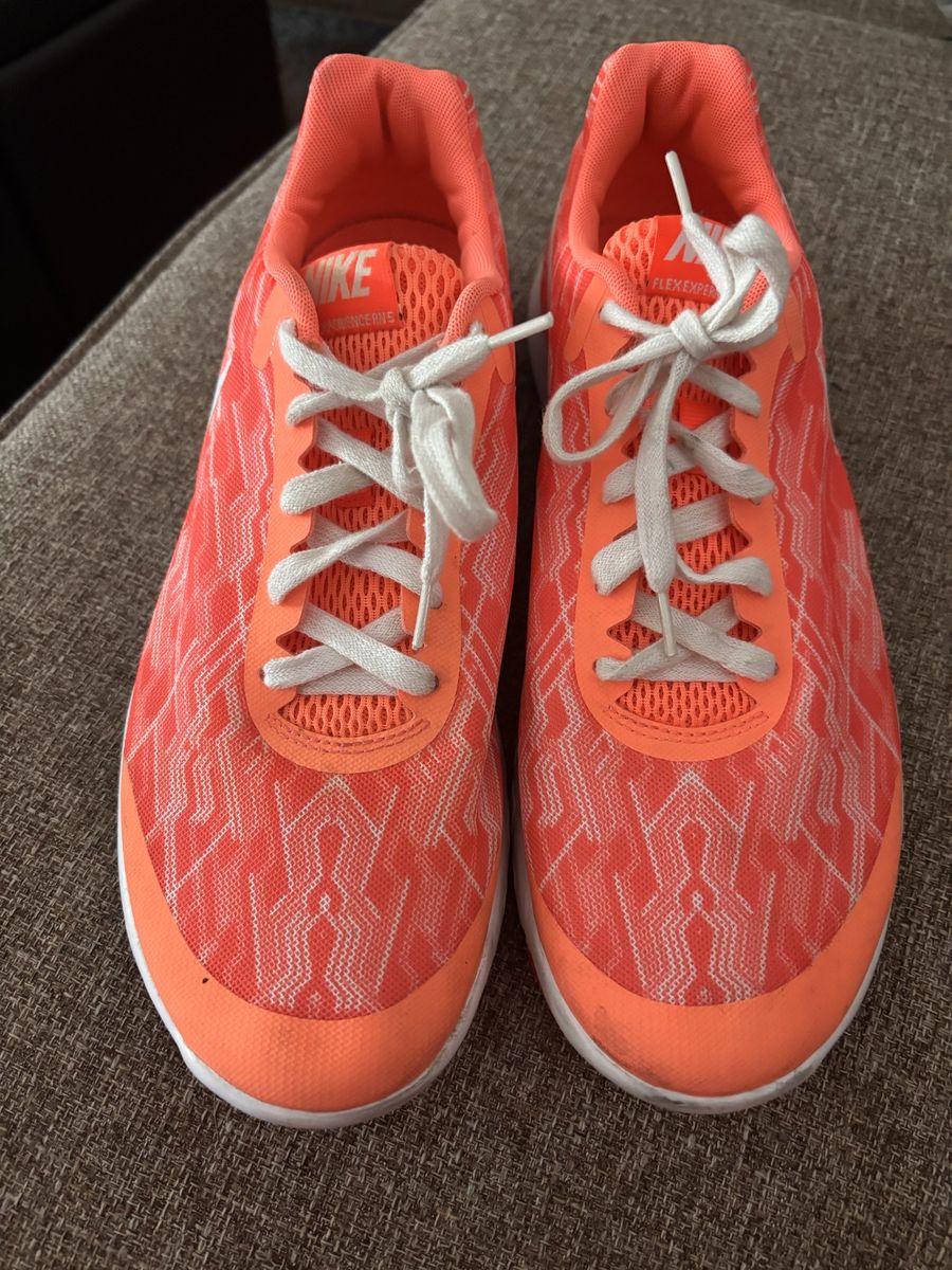 Womens Nike Flex Experience Running Shoes Sz10