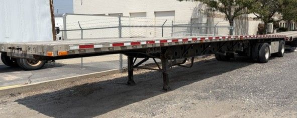 2002 Flatbed  48'X102" Spread axle