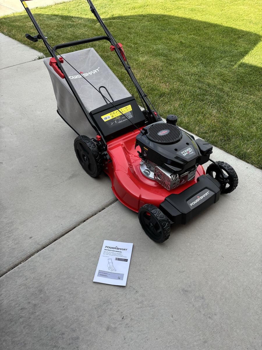 New Self-Propelled Gas Lawn Mower with Bag