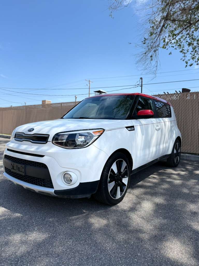 2017 Kia Soul +
