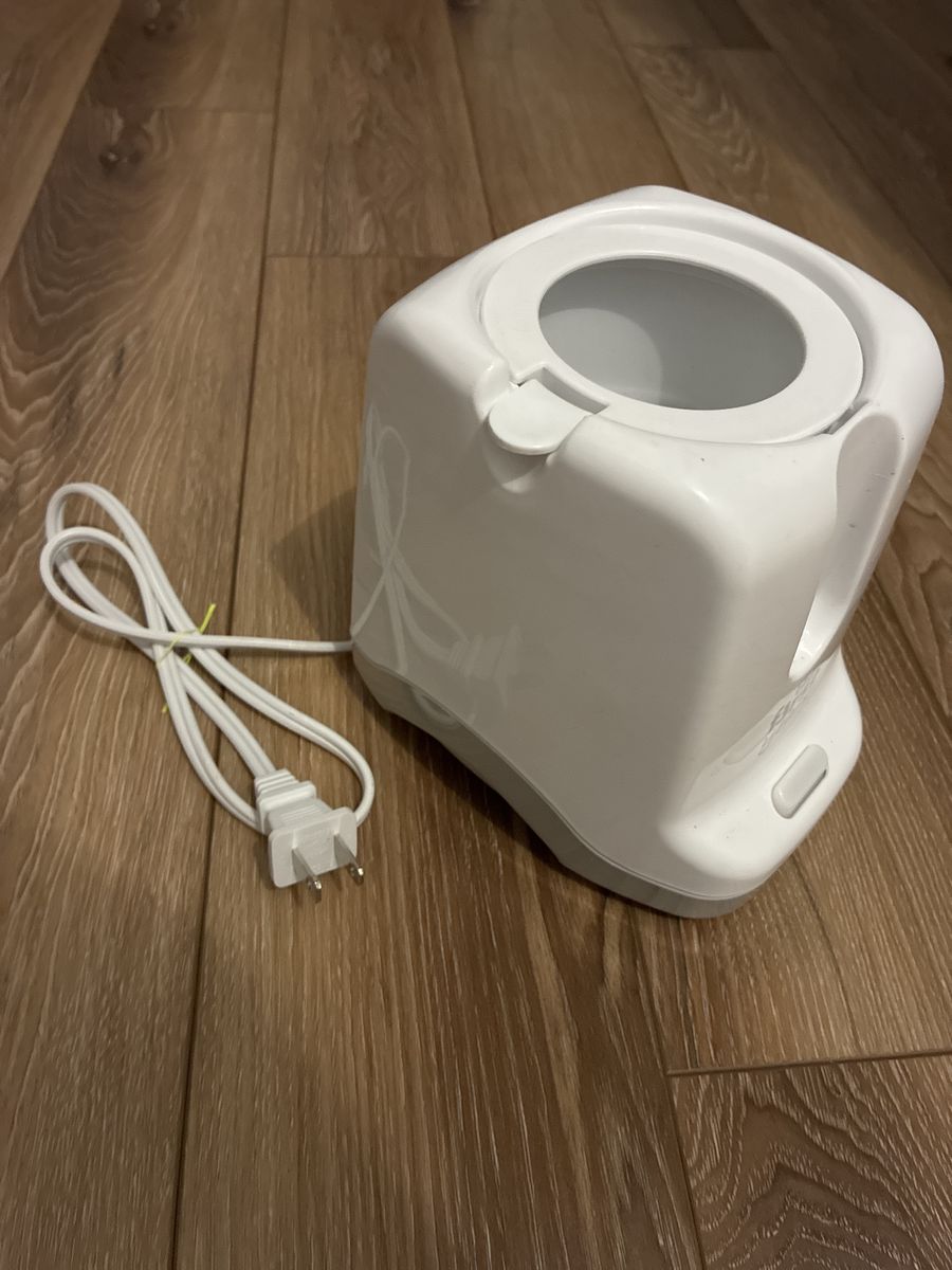 Baby bottle warmer 