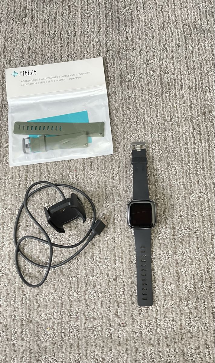 Fitbit Versa 2 Smartwatch with Accessories