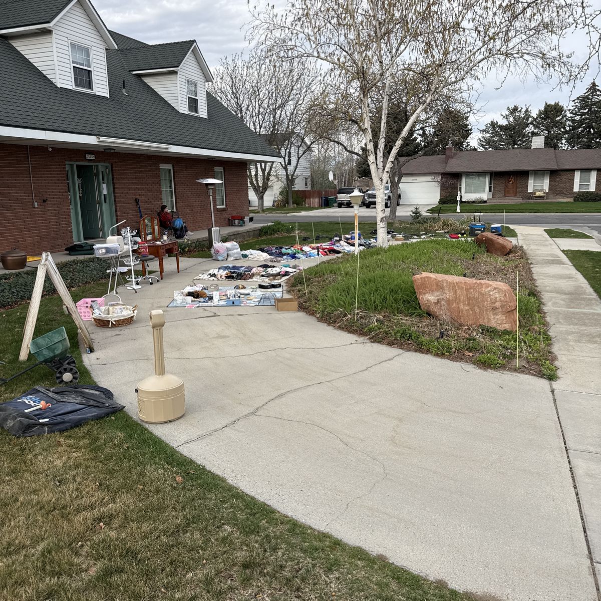 Garage Sale , Sandy, big Variety,Saturday