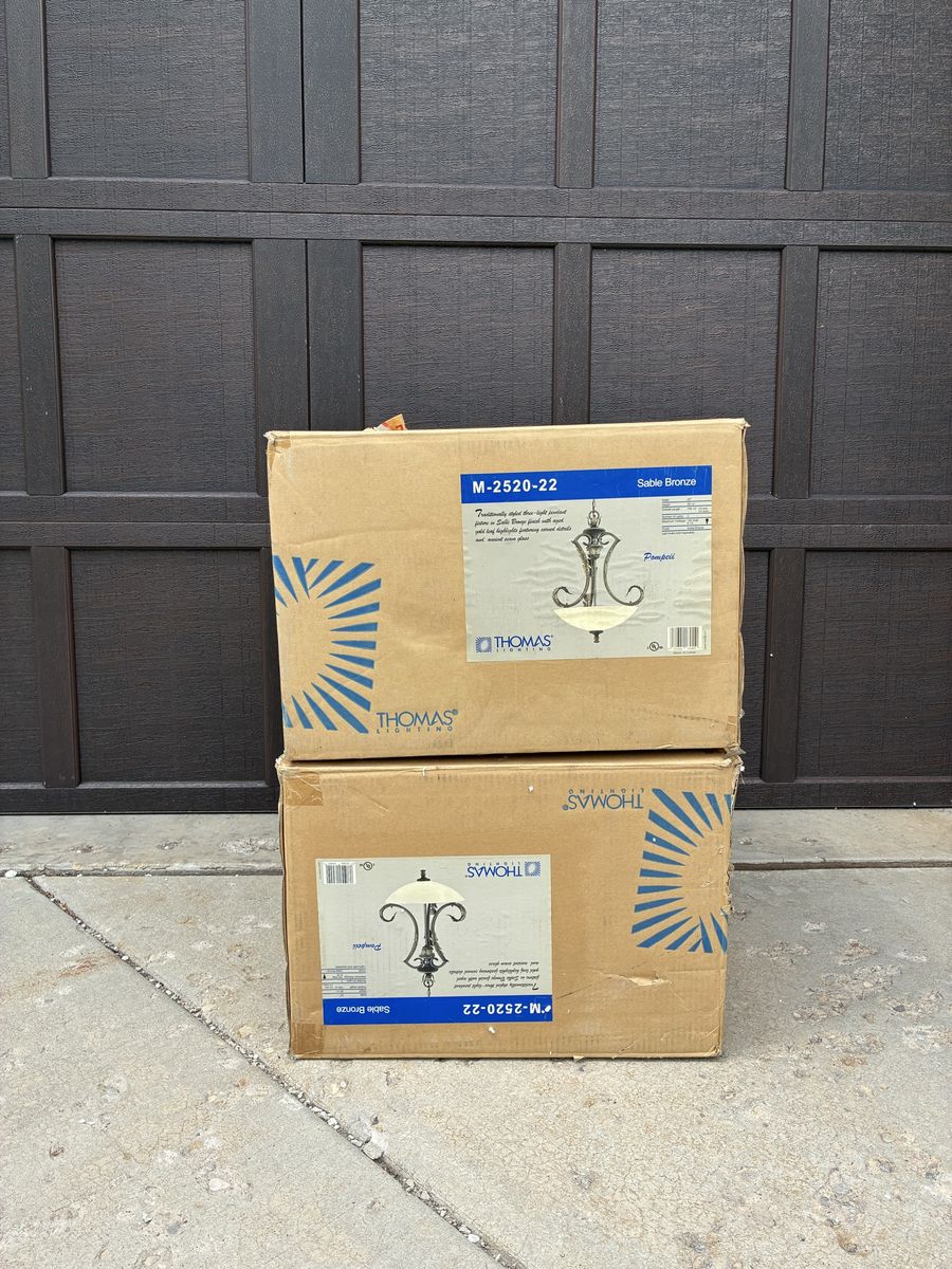 Thomas Lighting Pompeii M-2520-22 Sable Bronze 3-Light Pendant, Set of 2, New in box