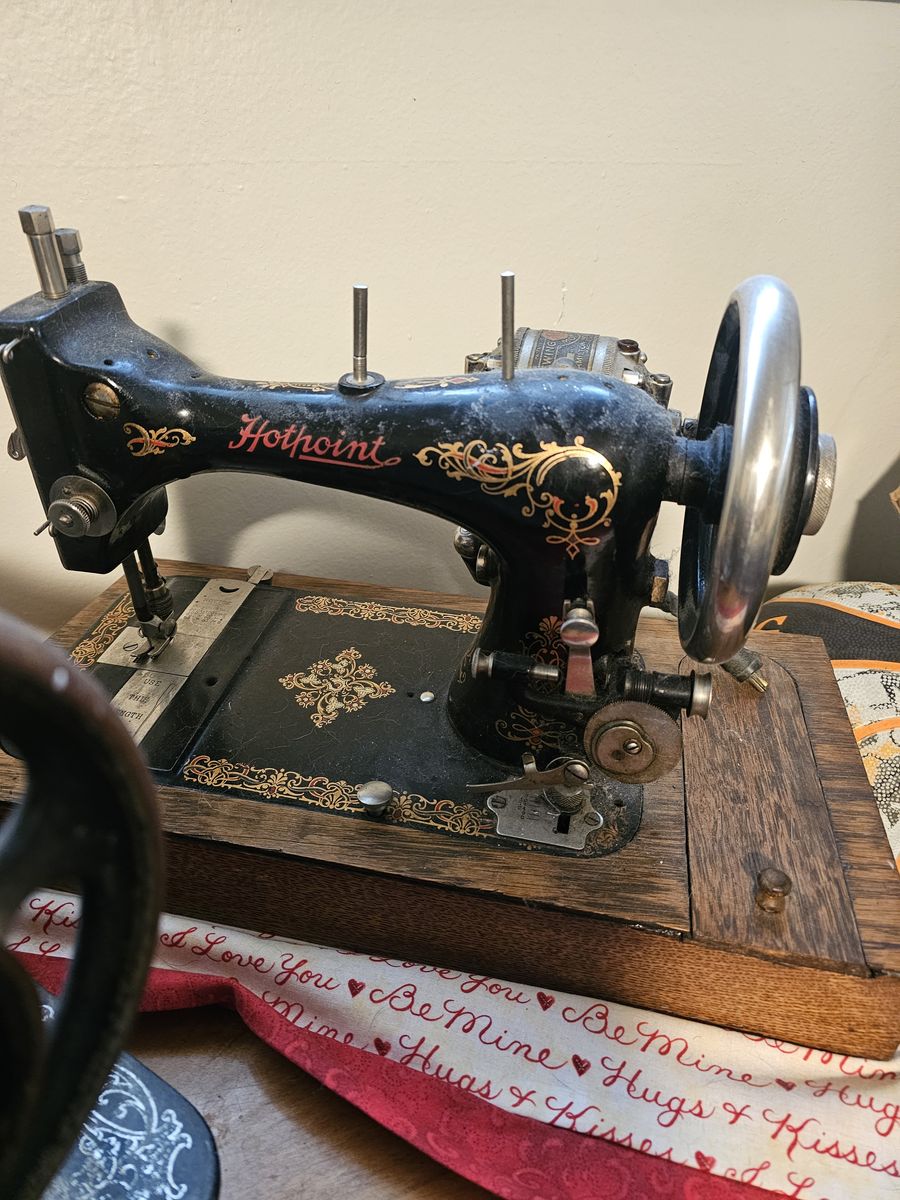 Sewing mavhine