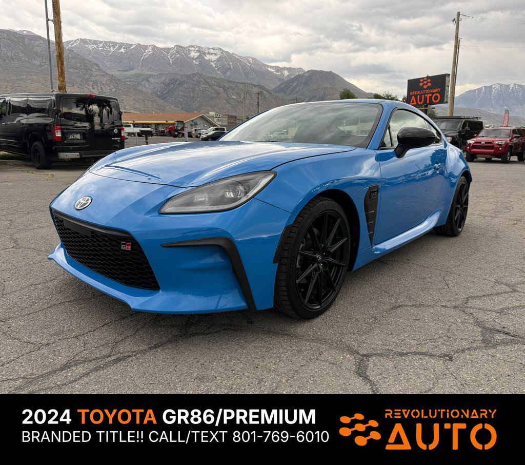 2024 Toyota GR86 Premium
