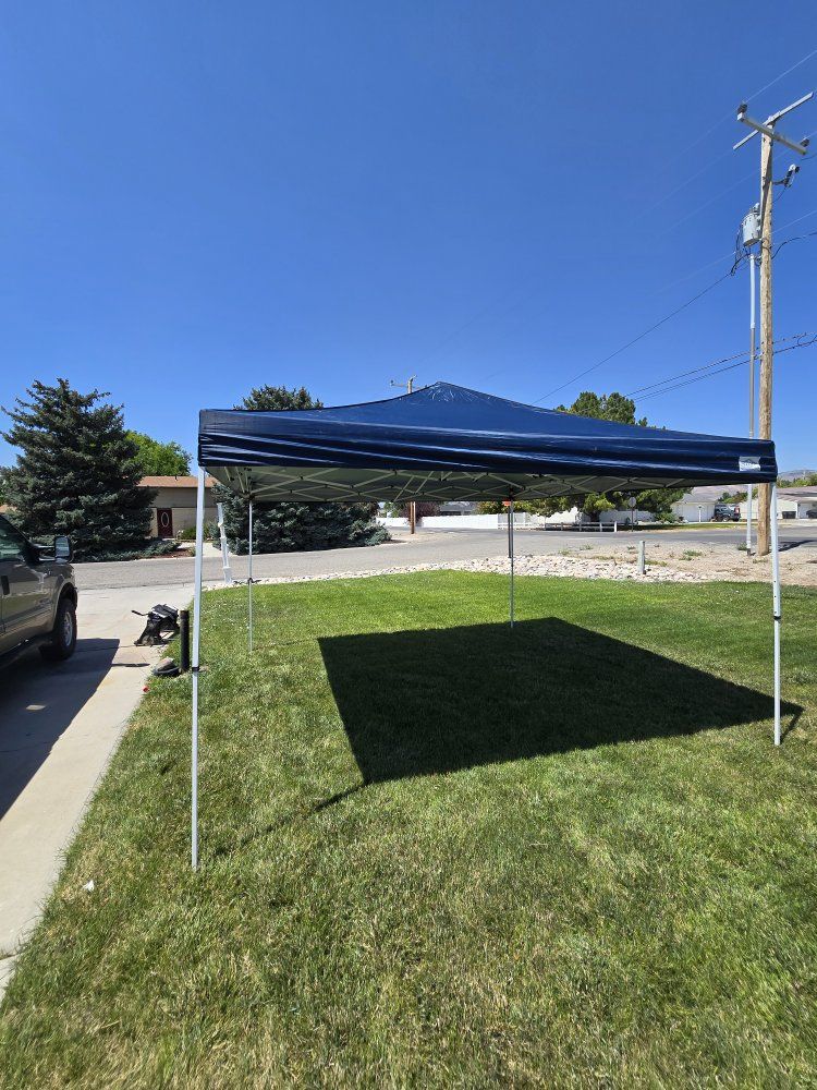 Caravan Canopy M-Series Pro 2 12x12 Instant Canopy – Navy Blue / Rolling Bag