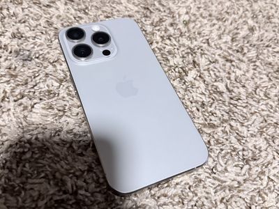 iPhone 15 Pro 128gb Carrier Unlocked Like New