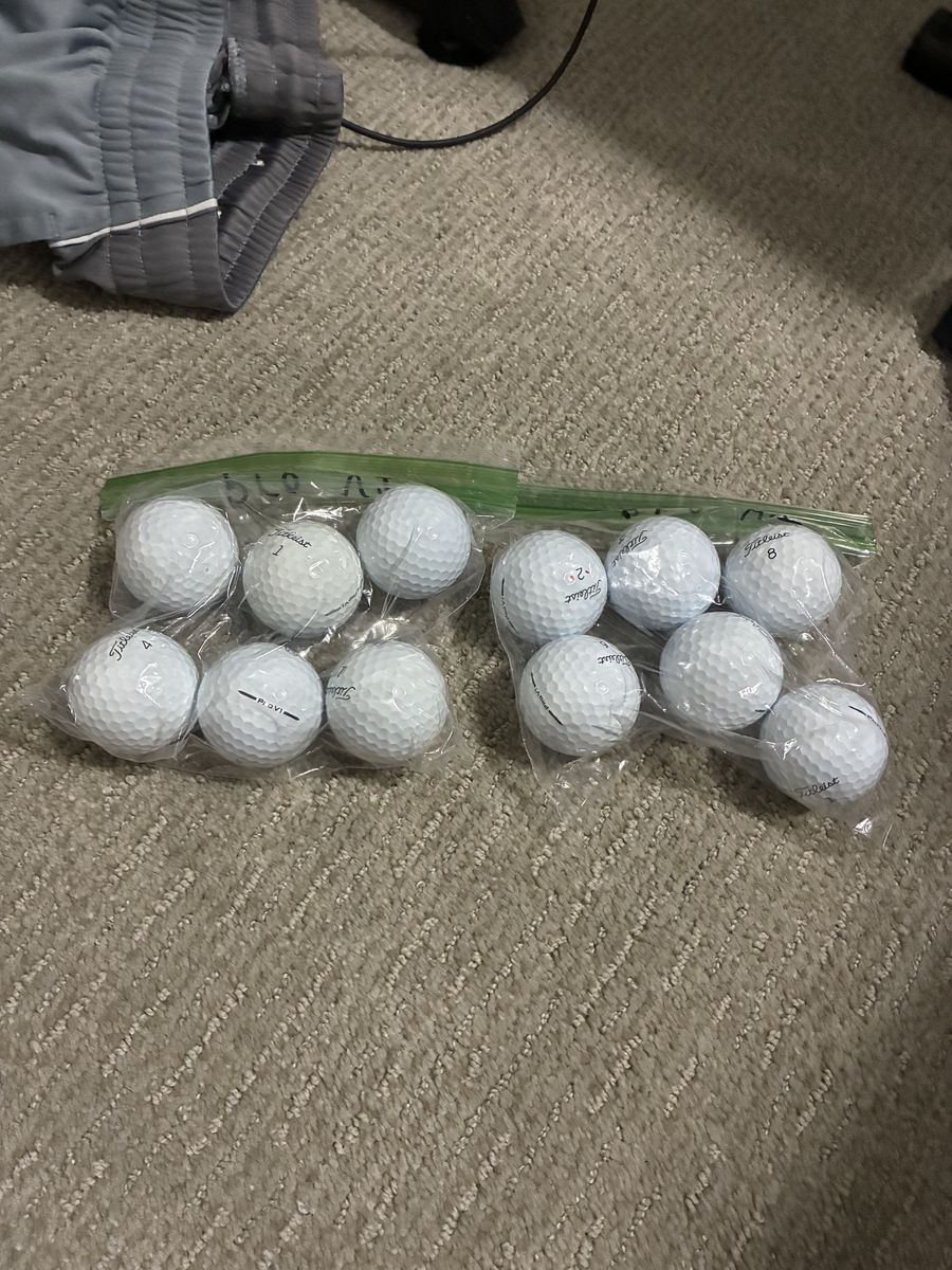 12 pro v1 golf balls