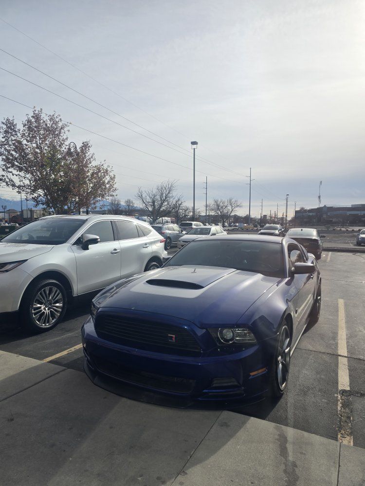 2013 Ford Mustang V6 Premium