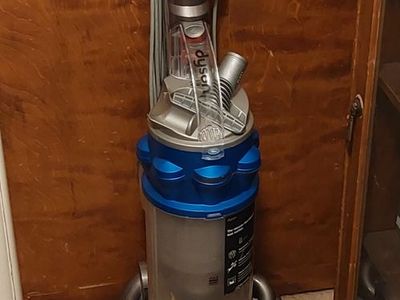 Dyson DC14 Vacuum Cleaner