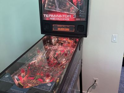 Stern Terminator 3: Rise of the Machines full size Pinball Machine