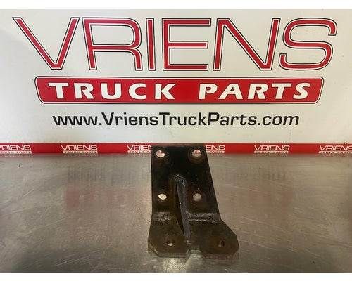 Caterpillar C12 Right Engine Mount for a Peterbilt 379