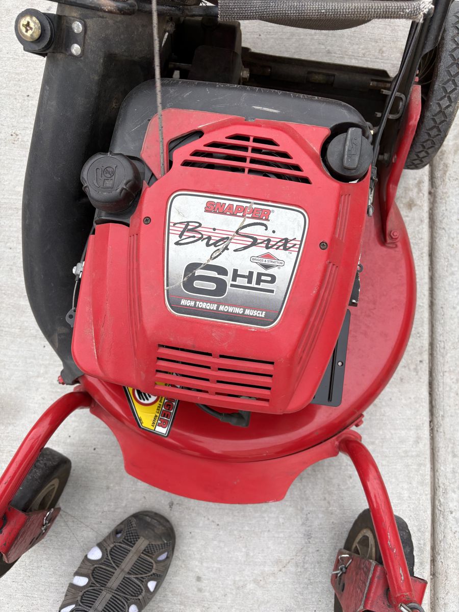 Snapper 6 speed lawn mower ( 6hp )