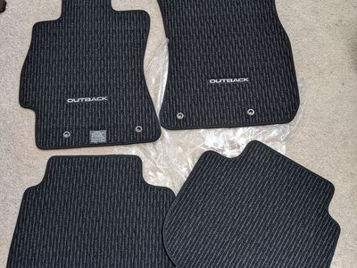 Subaru Outback floor mat set - New