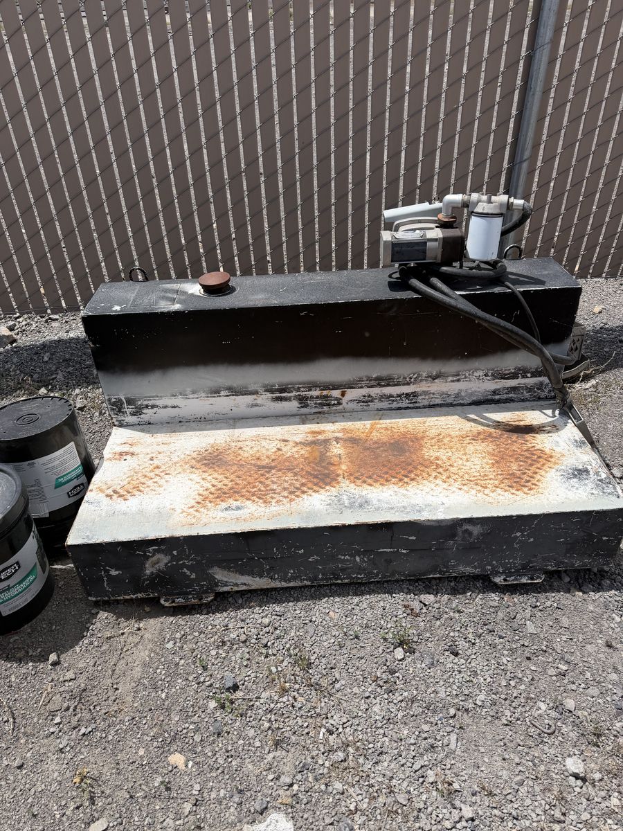 Fuel Tank - Truck Bed 105 Gallons