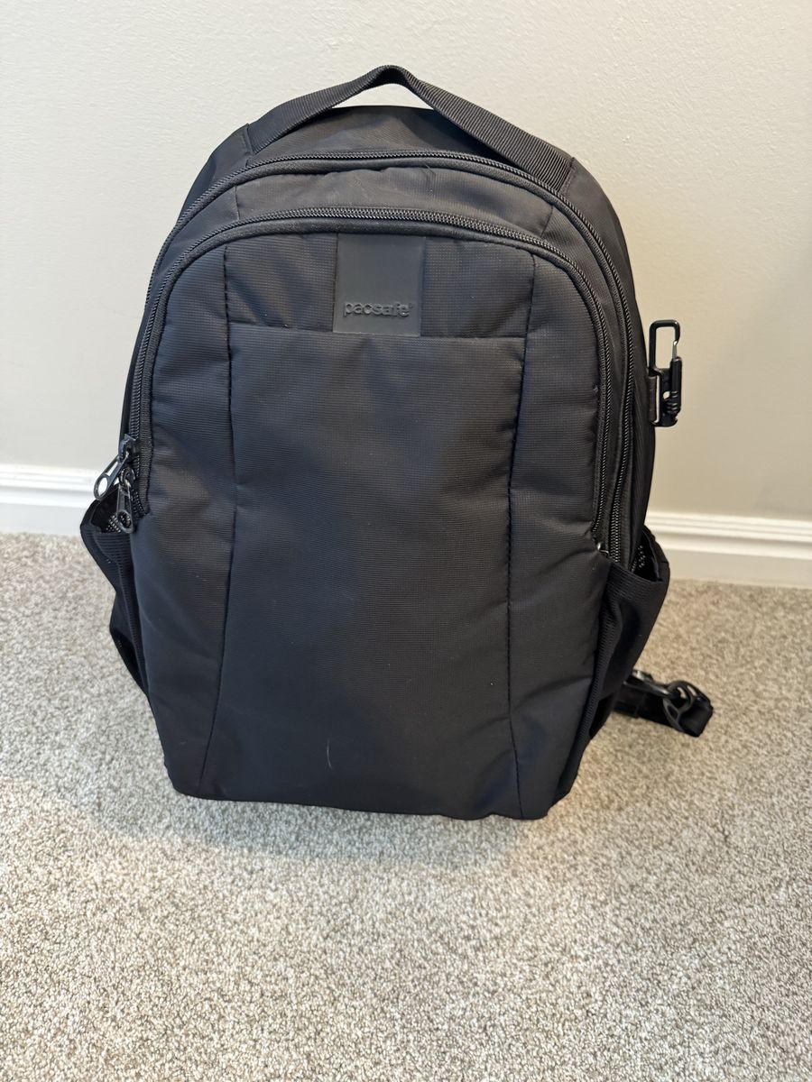 Pacsafe Metrosafe 16L Anti-Theft Laptop Backpack - Black