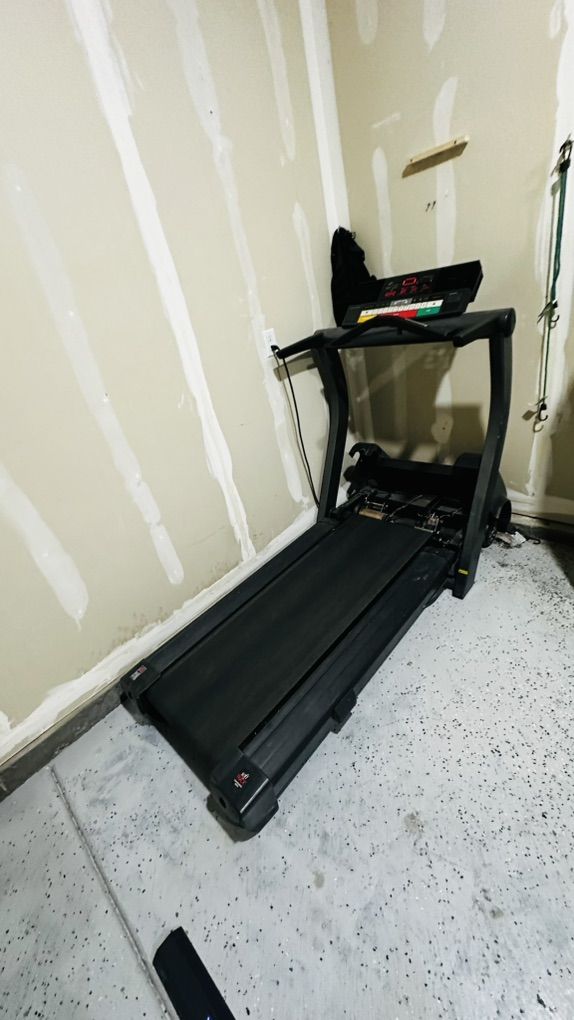 Ugly Ass Treadmill
