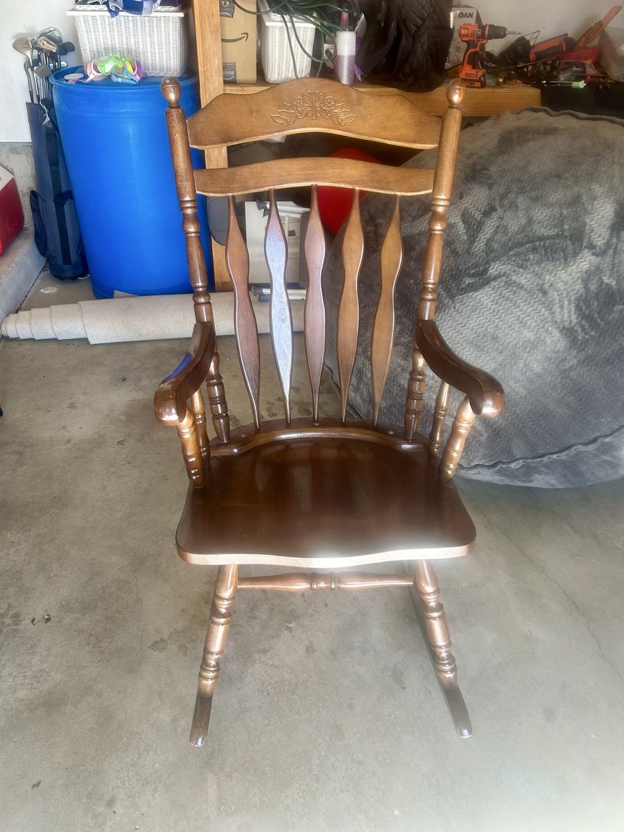 Solid Wood Rocking Chair