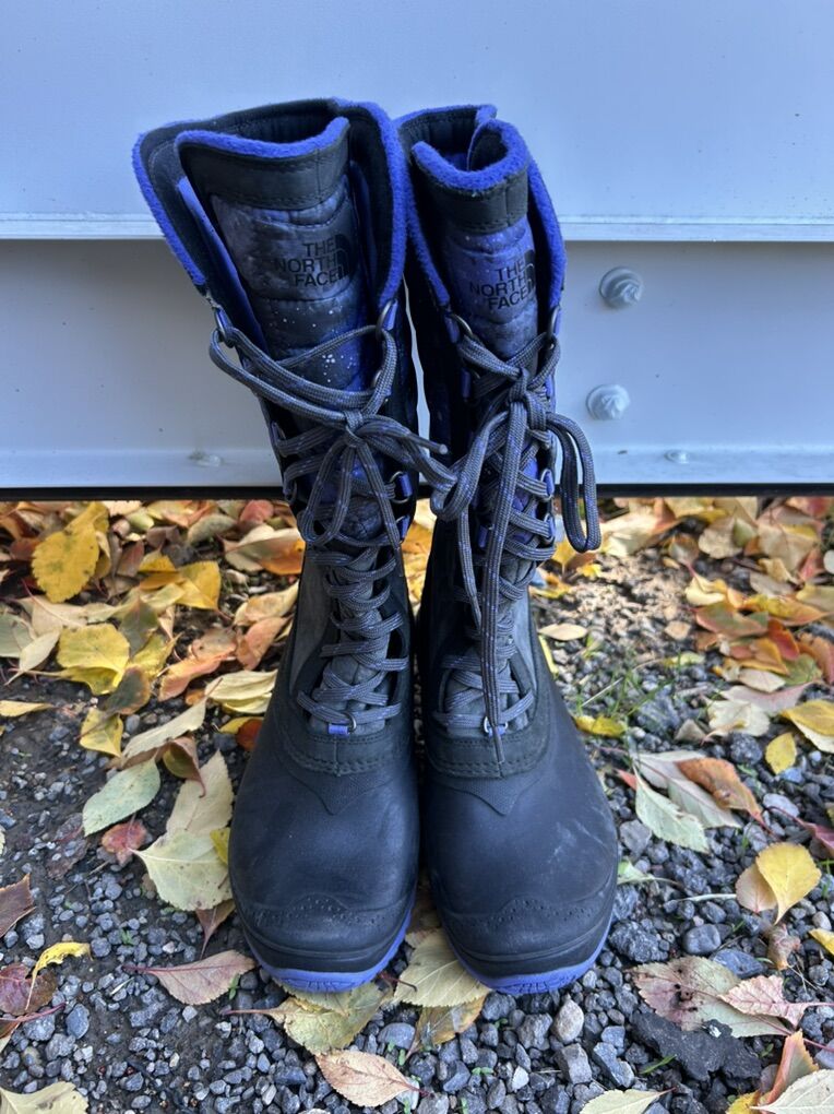 The North Face Thermoball Tall Snowboots 9