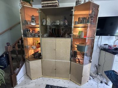3 piece Vintage lit hutch
