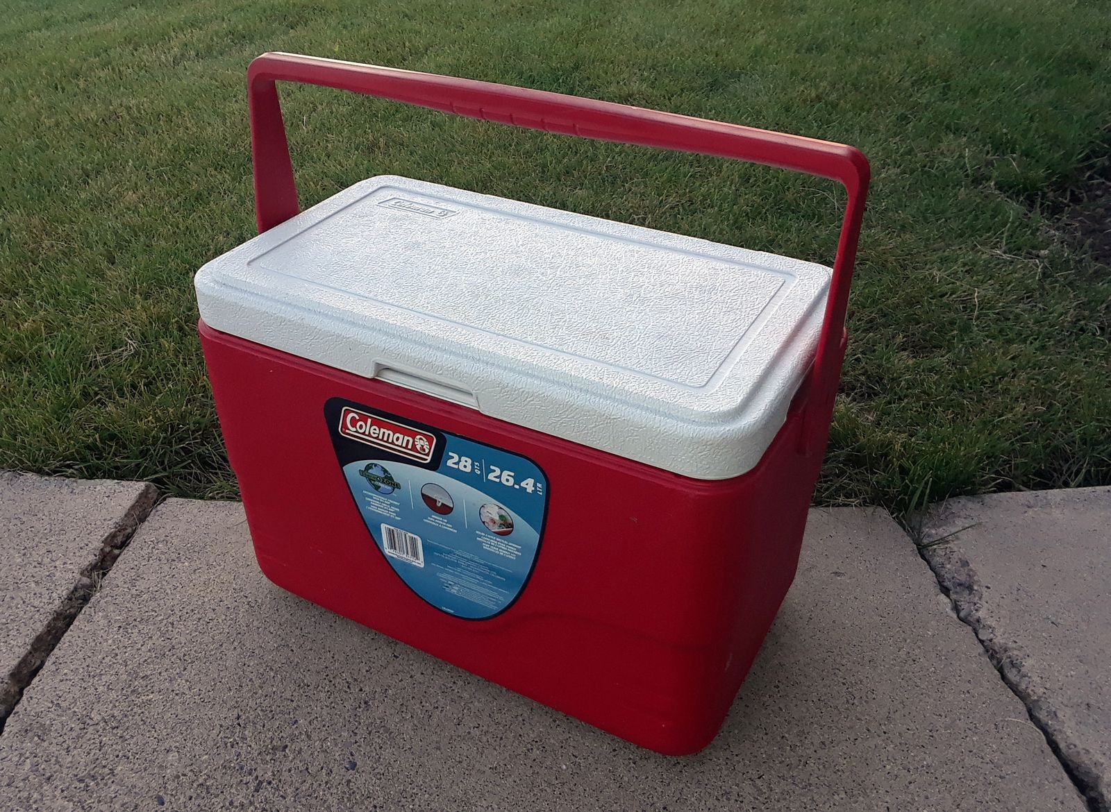2021 Vintage Coleman Red Plastic Ice Cooler 28 qts. Outdoors Picnics Essential