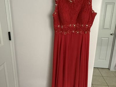 Stunning Prom Dress - Women's Size XL