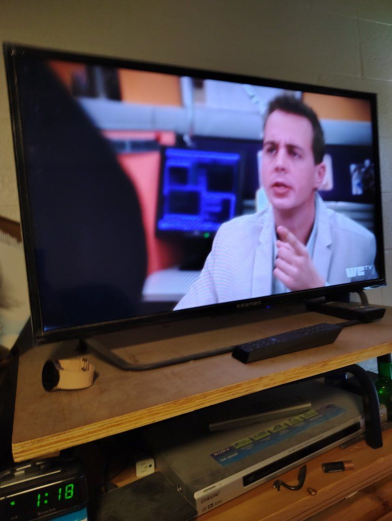Flat screen TV 