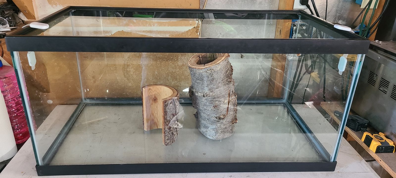Reptile habitat