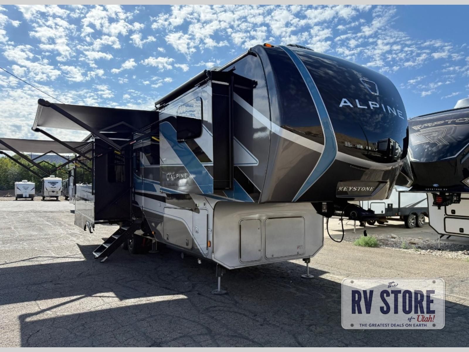 2026 Keystone RV Alpine 3303CK In Stock