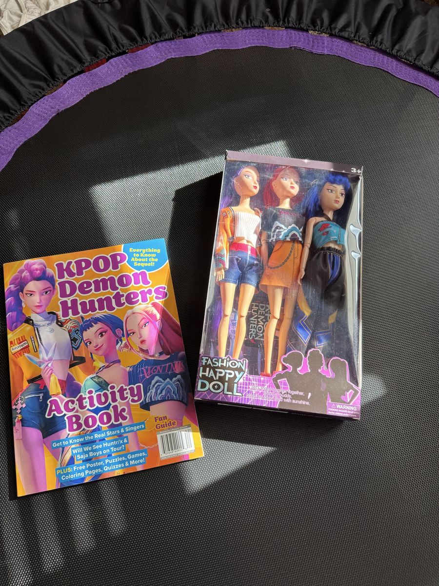 KPop demon Hunters Magazine and Barbies