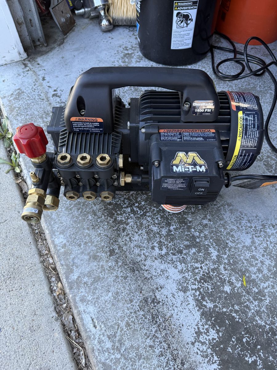 Mi-t-m electric pressure washer 1400psi 120volt