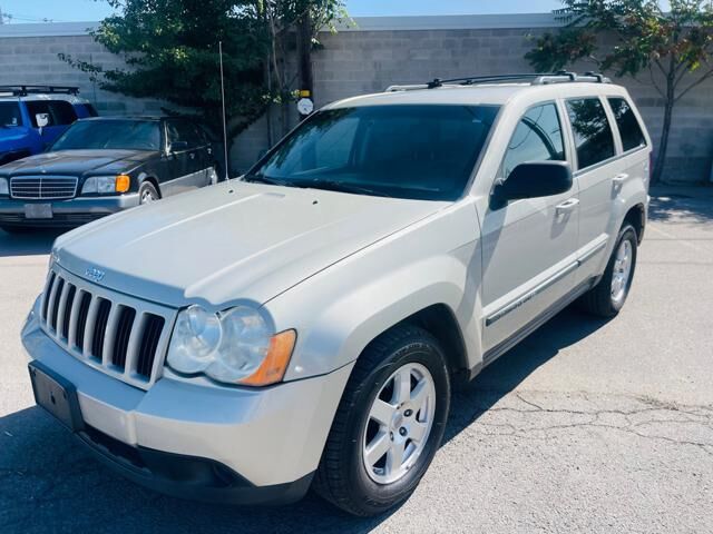 2009 Jeep Grand Cherokee Laredo