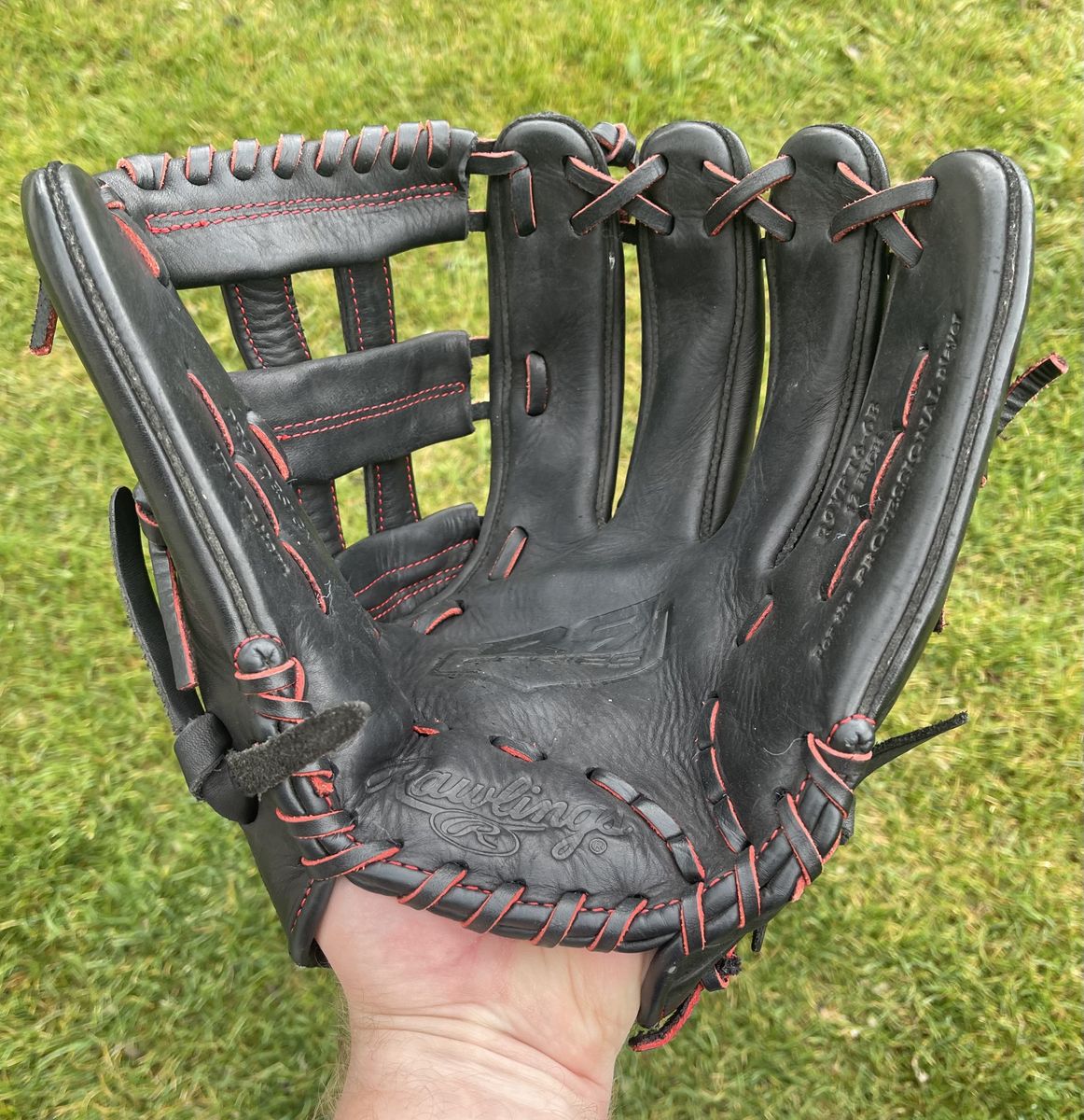 Rawlings R9 12 in. Baseball/Softball Glove