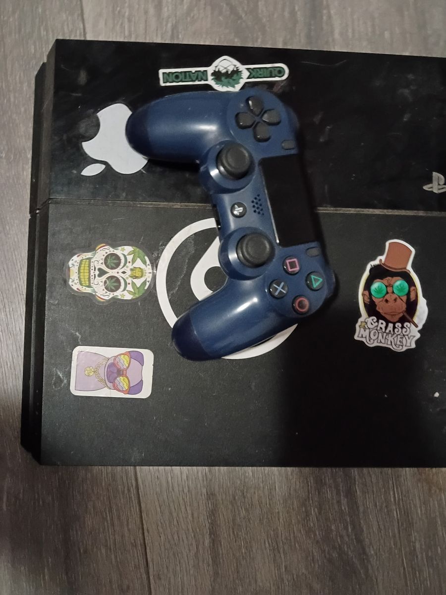 Main image 4