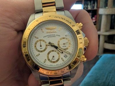Invicta Speedway 9212 200 meters Mens watch with box, paperwork and brand new battery
