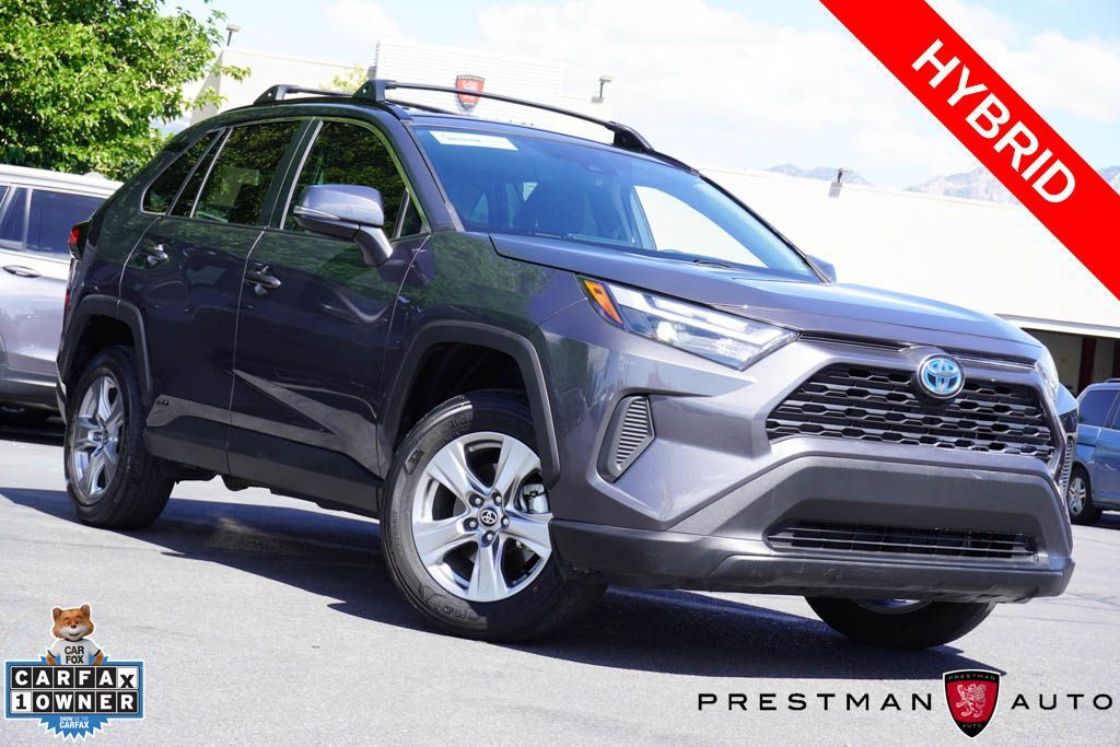2024 Toyota RAV4 XLE