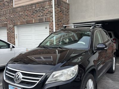 2011 VOLKSWAGEN TIGUAN